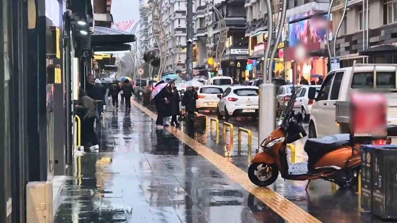 Amasya’nın Taşova ilçesinde 4,6 büyüklüğündeki deprem, Samsun, Tokat ve Sivas’ta