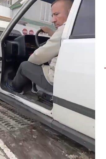 Hatay’da Abartılı Egzoz Nedeniyla Tofaş Sürücüsüne 9 Bin 267 TL Ceza Uygulandı, Belgesiz Araç Trafikten Men Edildi Hatay'da Kırıkhan İlçe Emniyet Müdürlüğü ekipleri, standart dışı egzoz takan