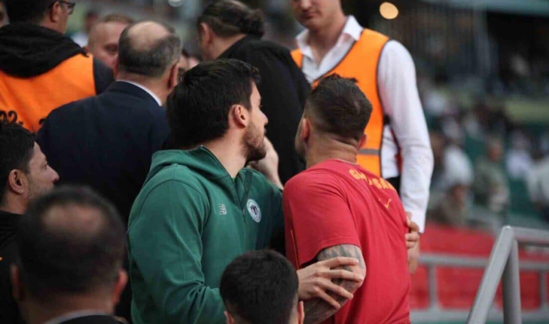 Abdülkerim Bardakcı, Ziraat Türkiye Kupası Yarı Finali Öncesi Konyaspor Taraftarlarıyla Gerilim Yaşadı Ziraat Türkiye Kupası Yarı Finali öncesinde Galatasaray'dan Abdülkerim Bardakcı, Konyasporlu