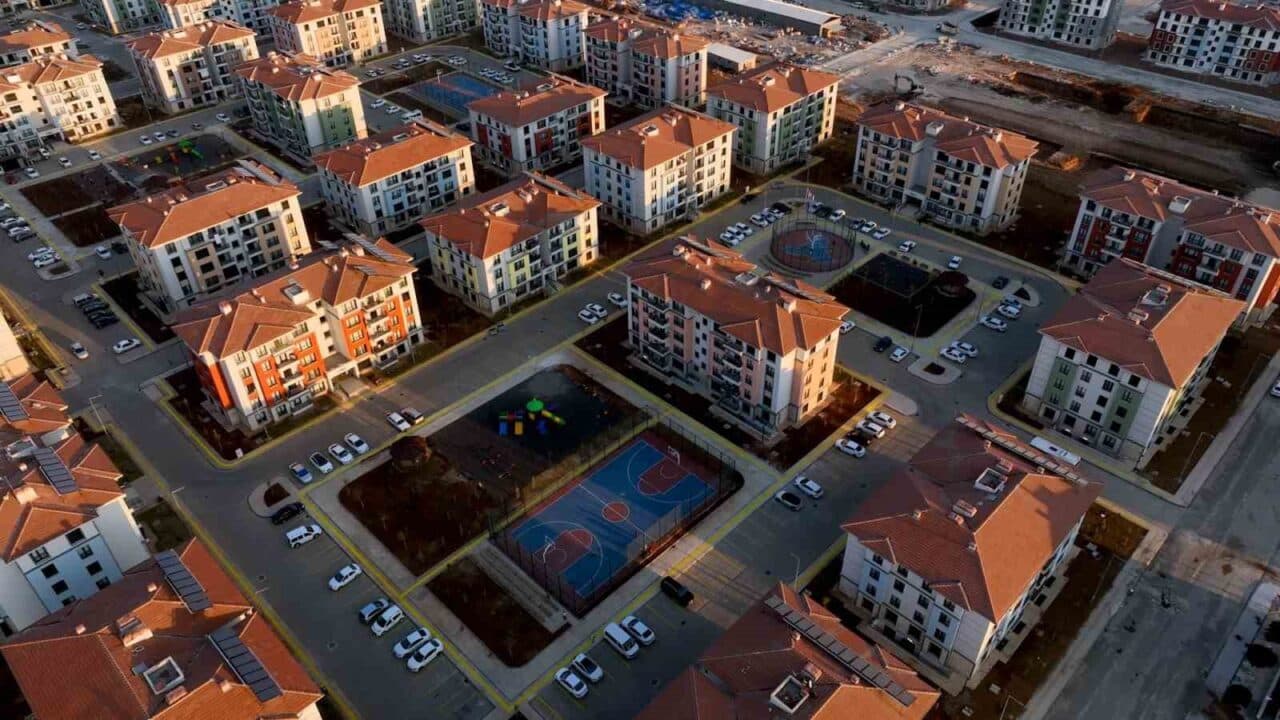 Çevre, Şehircilik ve İklim Değişikliği Bakanı Murat Kurum, Adıyaman'ın Örenli