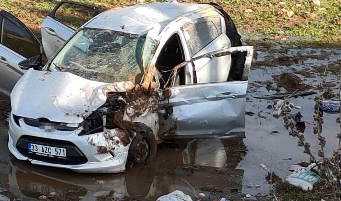 Adıyaman’da meydana gelen kazanın anbean görüntüleri gün yüzüne çıktı, 3 kişi yaralandı. Adıyaman'ın Gölbaşı ilçesinde gerçekleşen kazada Furkan Erbay'ın kullandığı otomobil, direksiyon