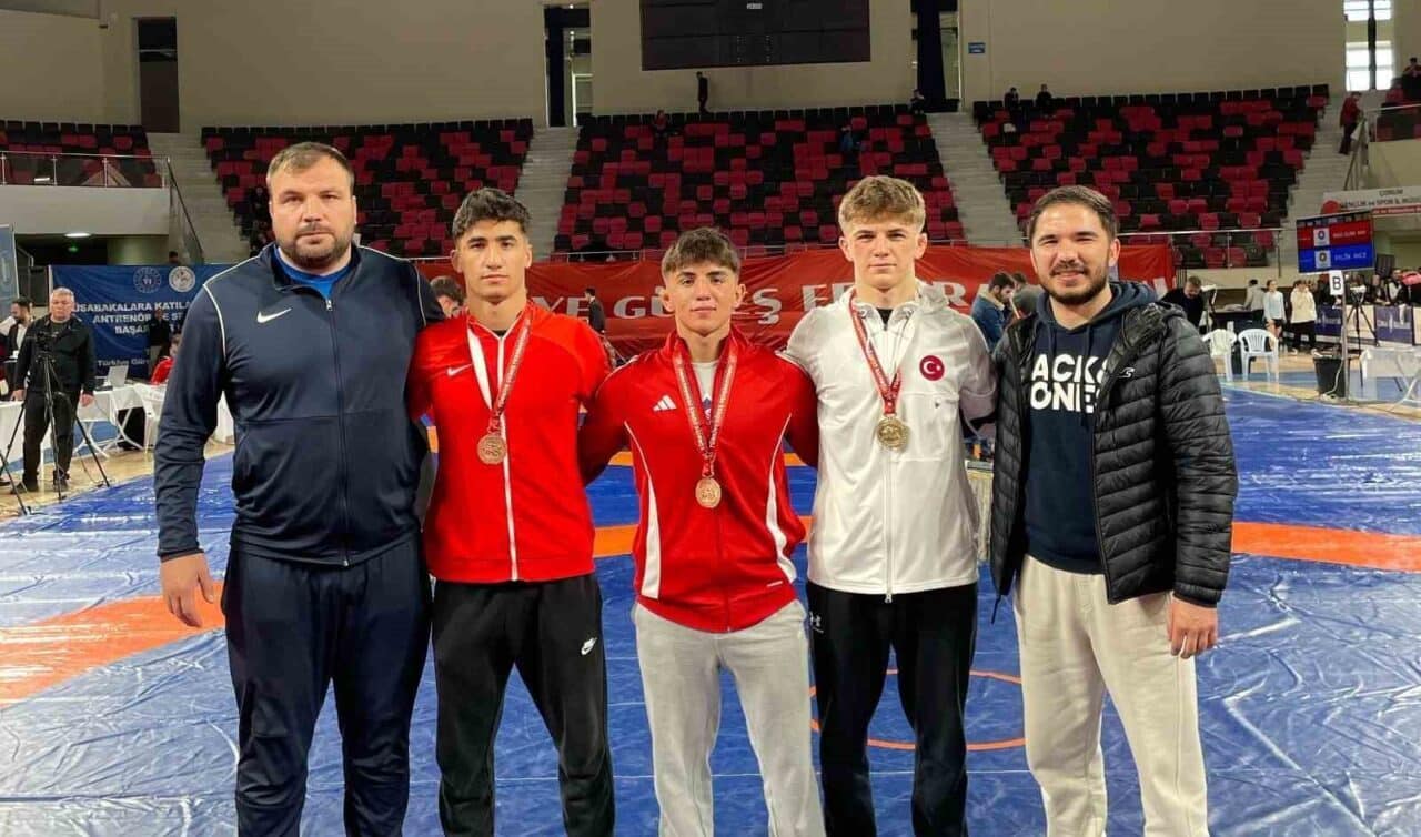 Afyonkarahisar Türkiye Olimpiyat Hazırlık Merkezi sporcuları, 2025 U-20 Türkiye Serbest