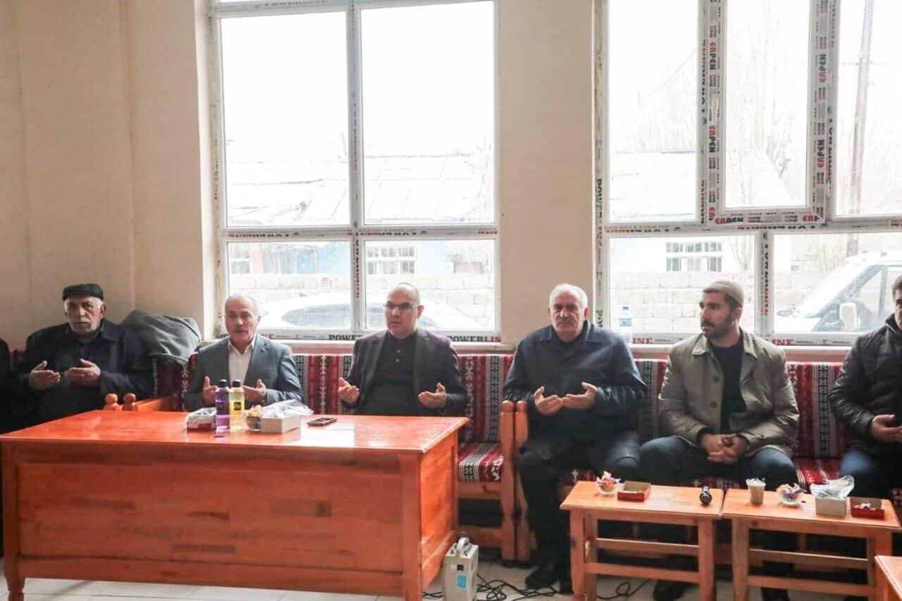 Ağrı Valisi Mustafa Koç, Doğubayazıt'ta şehit muhtar Halit Burak'ın vefat