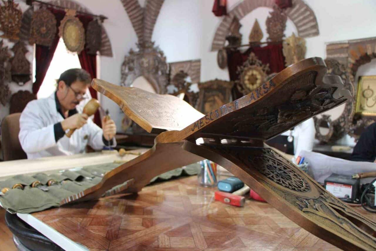 Amasya'da ahşap oyma ustası Yücel Görkem, Mescid-i Aksa’nın özgürlüğü için