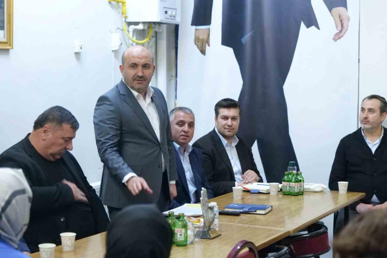 AK Parti Beylikova İlçe Teşkilatı, Gürhan Albayrak'ın katılımıyla bir araya