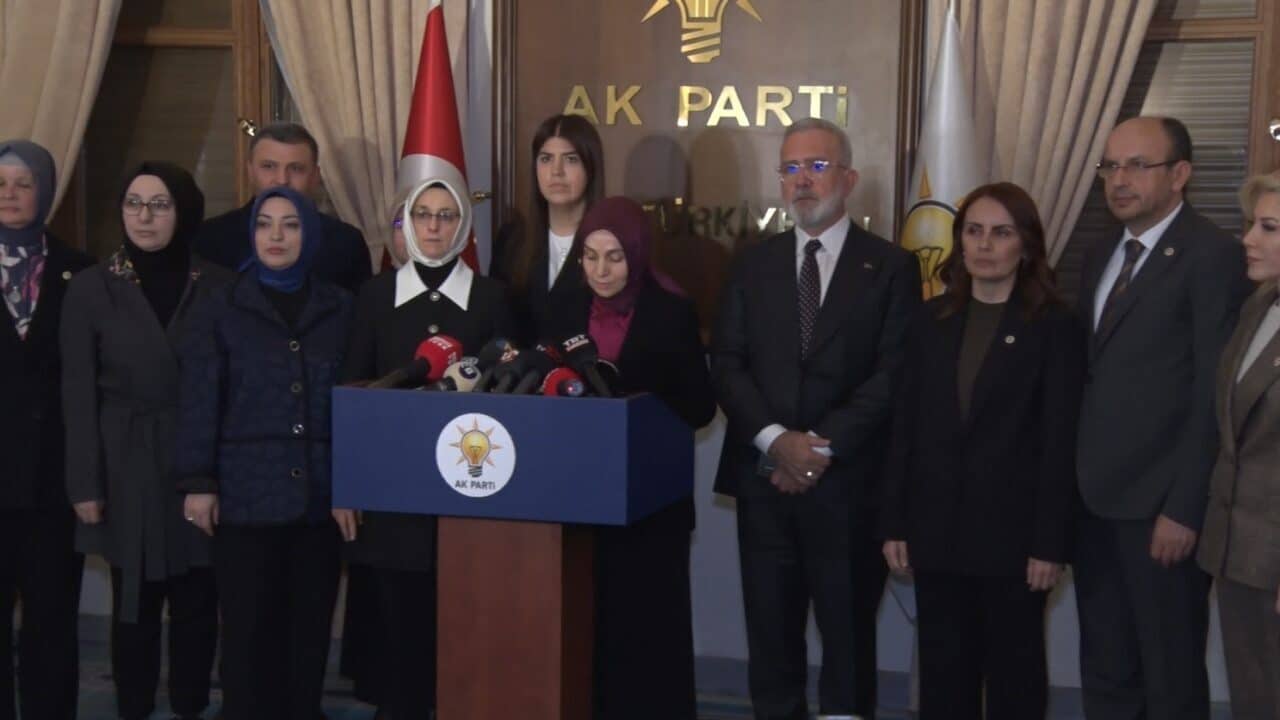 AK Parti Grup Başkanvekili Leyla Şahin Usta, Meclis Genel Kurulu'nda