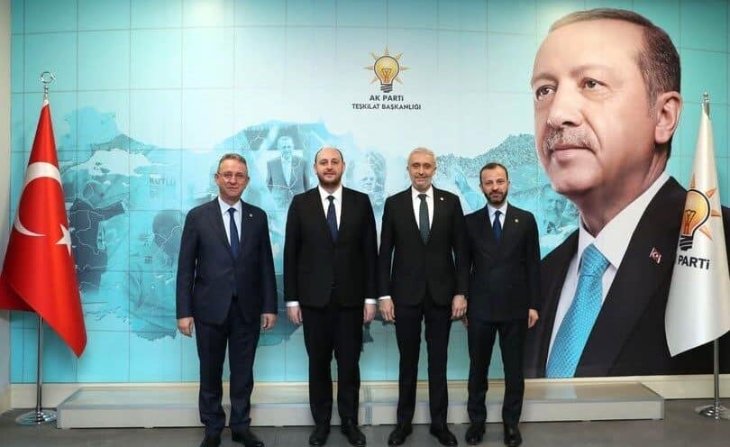 Ahmet Büyükgümüş’e AK Parti Kütahya milletvekillerinden tebrik ziyareti gerçekleştirildi AK Parti Genel Başkan Yardımcısı Ahmet Büyükgümüş, Kütahya milletvekillerinin ziyaretine