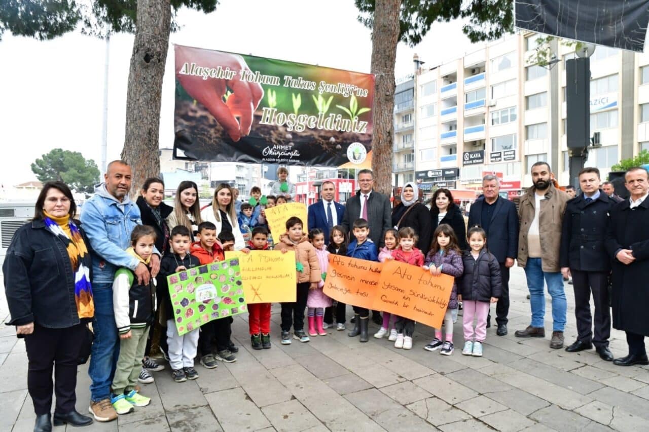 Alaşehir Belediyesi, yerel tohumların korunması amacıyla Yerel Tohum Takas Şenliği