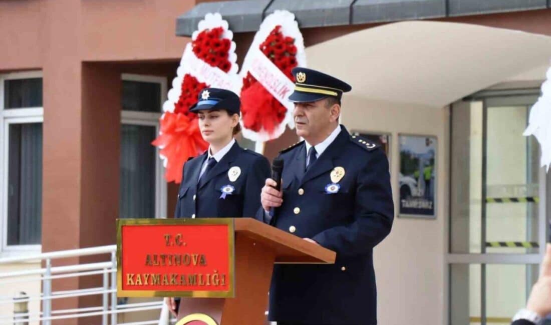 Yalova’da Türk Polis Teşkilatı’nın 180. yılı törenle coşkuyla kutlandı Yalova'nın Altınova İlçesi'nde Türk Polis Teşkilatı'nın 180. yılı törenle kutlandı.