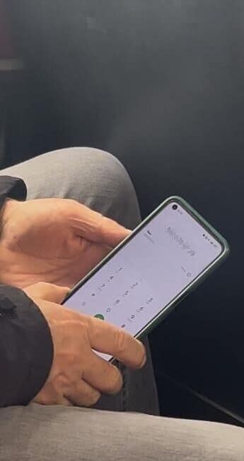 Sincan’da Dolmuşta Genç Kızı Taciz Eden Şüpheli Gözaltına Alındı Ankara'nın Sincan ilçesinde, 7 Nisan'da dolmuşta genç bir kızı taciz