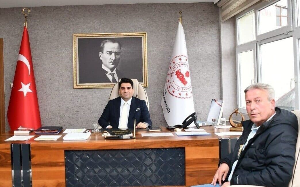 Dursun Murat Aydın’dan Olur Kaymakamı Mehmet Kaan Kini’ye Nezaket Ziyareti İhlas Haber Ajansı'nın Oltu muhabiri Dursun Murat Aydın, Olur Kaymakamı