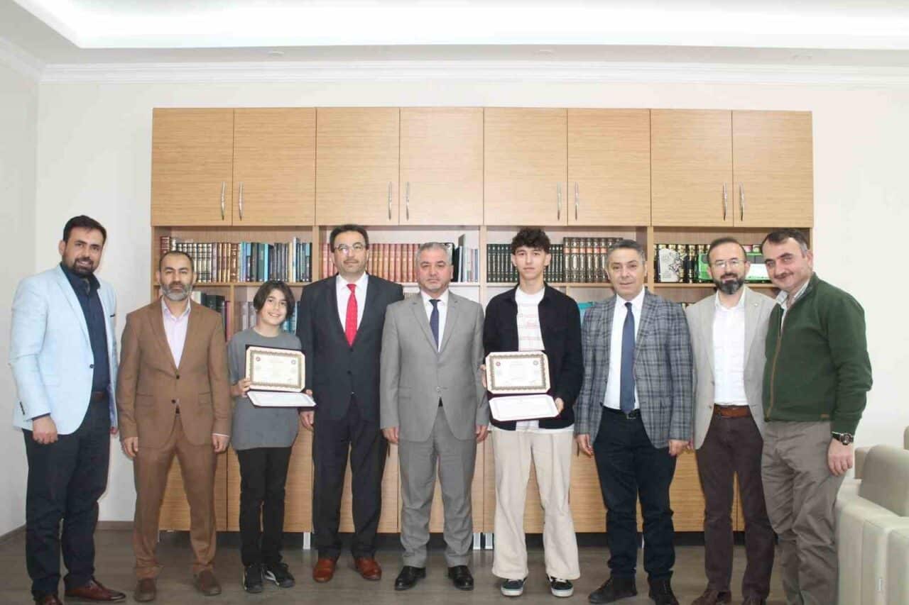 Umurlu Bölge Yatılı Erkek Hafızlık Kur’an Kursu'nda hafızlık eğitimini tamamlayan