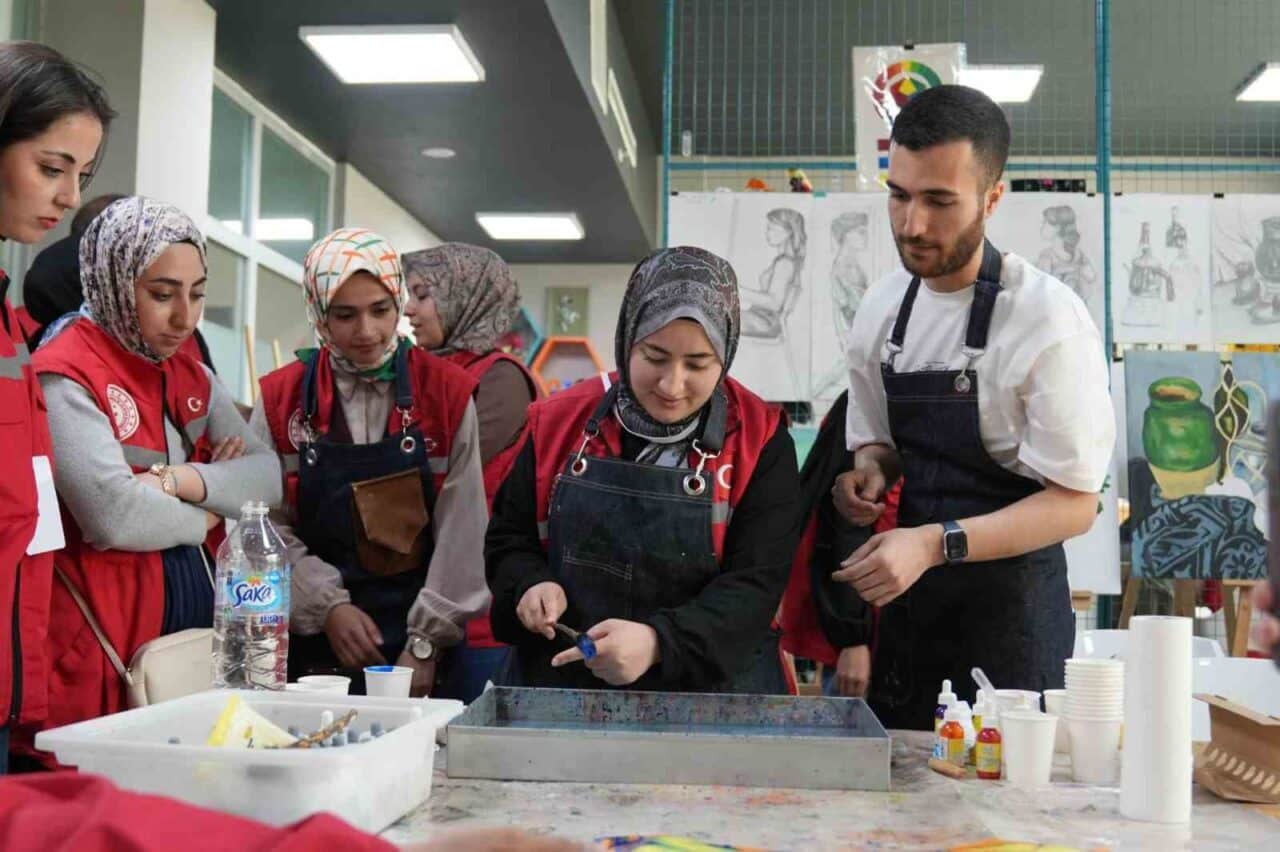 Gençlik ve Spor Bakanlığı'nın "Damla Gönüllülük Hareketi Projesi" kapsamında, Türkiye’nin