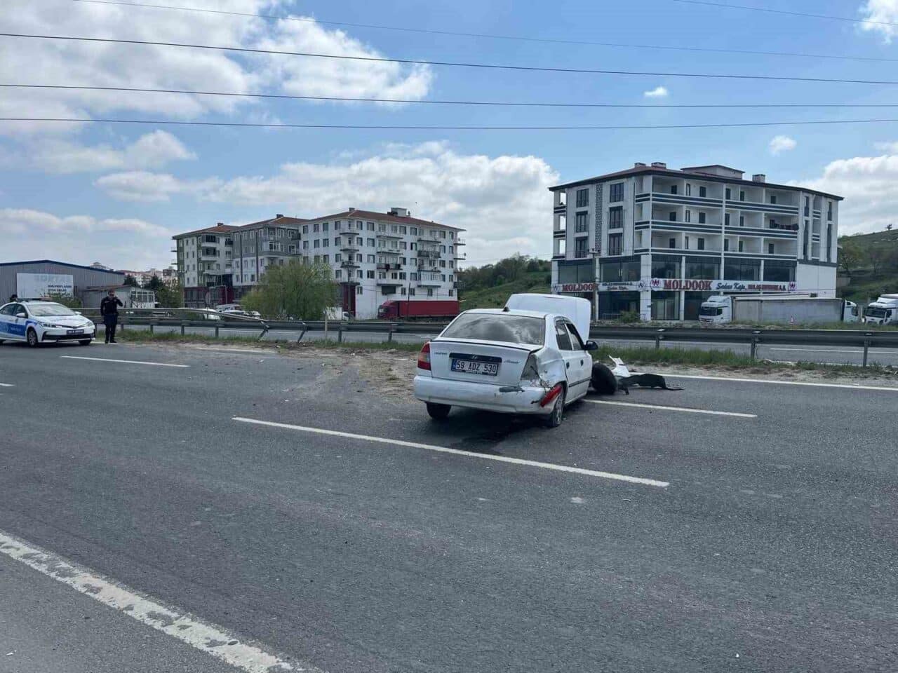 Tekirdağ'ın Çerkezköy ilçesinde meydana gelen trafik kazasında, 59 ADZ 530