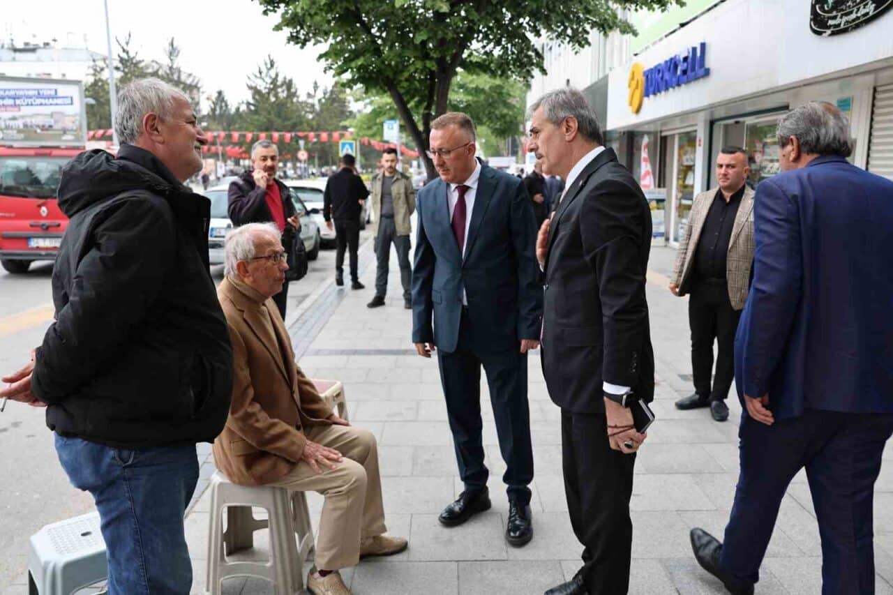 İstanbul Silivri açıklarında 6.2 büyüklüğünde bir deprem meydana geldi. Sakarya