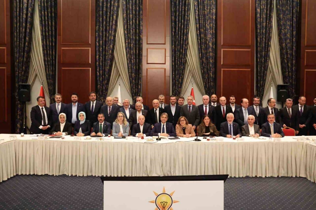 Kayseri Büyükşehir Belediye Başkanı Dr. Memduh Büyükkılıç, Ankara'da düzenlenen AK