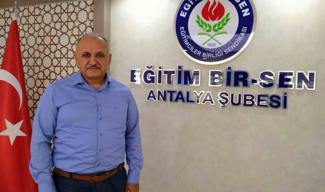 Eğitim Bir Sen Antalya Şube Başkanı Eyüp Bülent Miran, proje