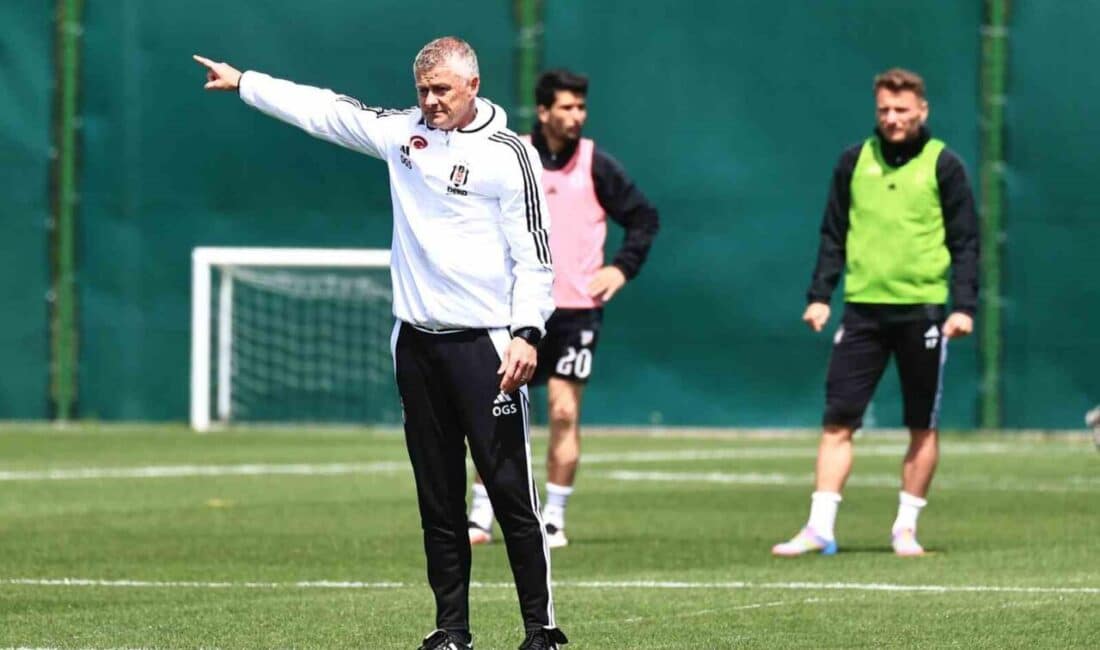 Beşiktaş, Fenerbahçe ile derbi maçı öncesi antrenmanlarına hız kesmeden devam ediyor. Beşiktaş, Trendyol Süper Lig'in 34. haftasında Fenerbahçe ile yapacağı derbi