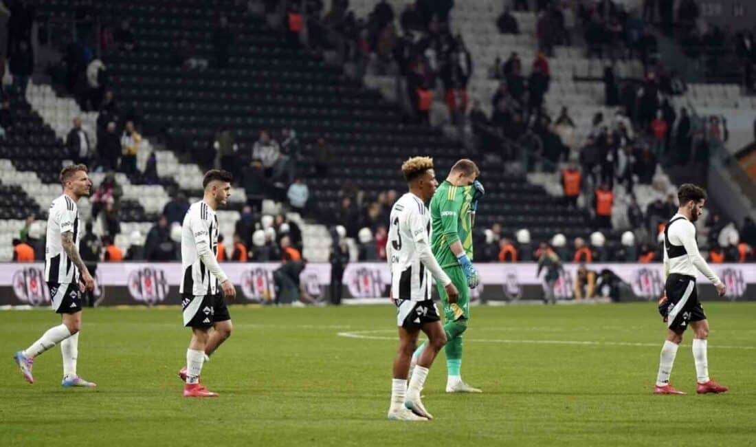 Beşiktaş, Son 5 Maçta 3. Kez Süper Lig’de Yenilgi Aldı Beşiktaş, Trendyol Süper Lig'in 31. haftasında sahasında Başakşehir'e 2-0 yenildi.