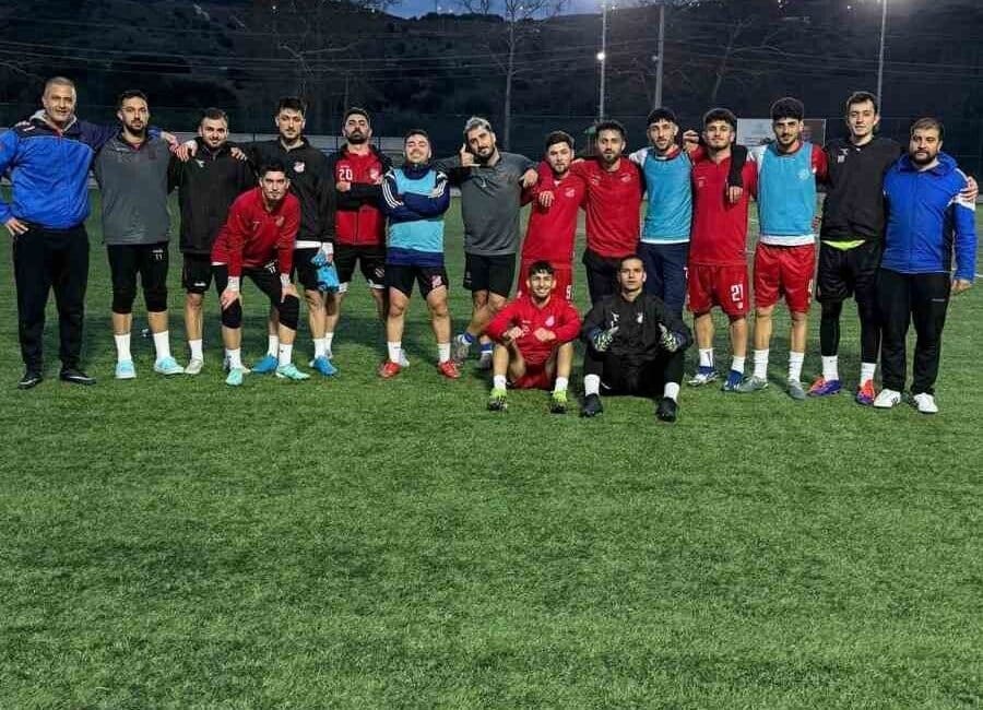 Bilecik 1. Amatör Lig Play-Off Mücadeleleri Başlıyor: 1969 Bilecik Spor ile Karaköyspor Bugün Karşılaşacak Bilecik 1. Amatör Lig Play-Off'un ilk maçı bugün 16:00'da Pazaryeri