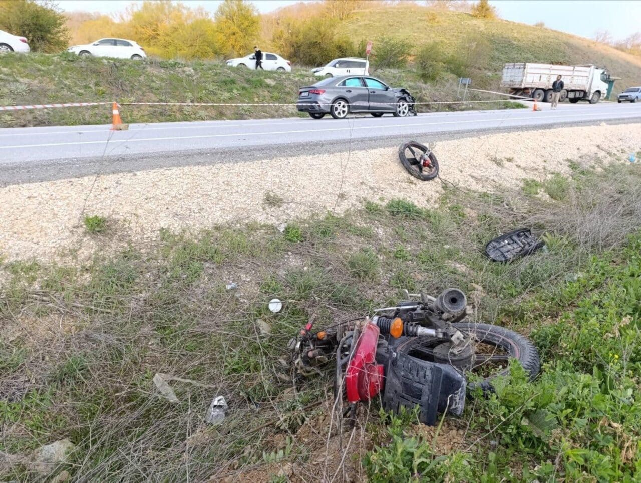 Bilecik'te otomobil ile motosikletin çarpışması sonucu 18 yaşındaki Ahmet Can
