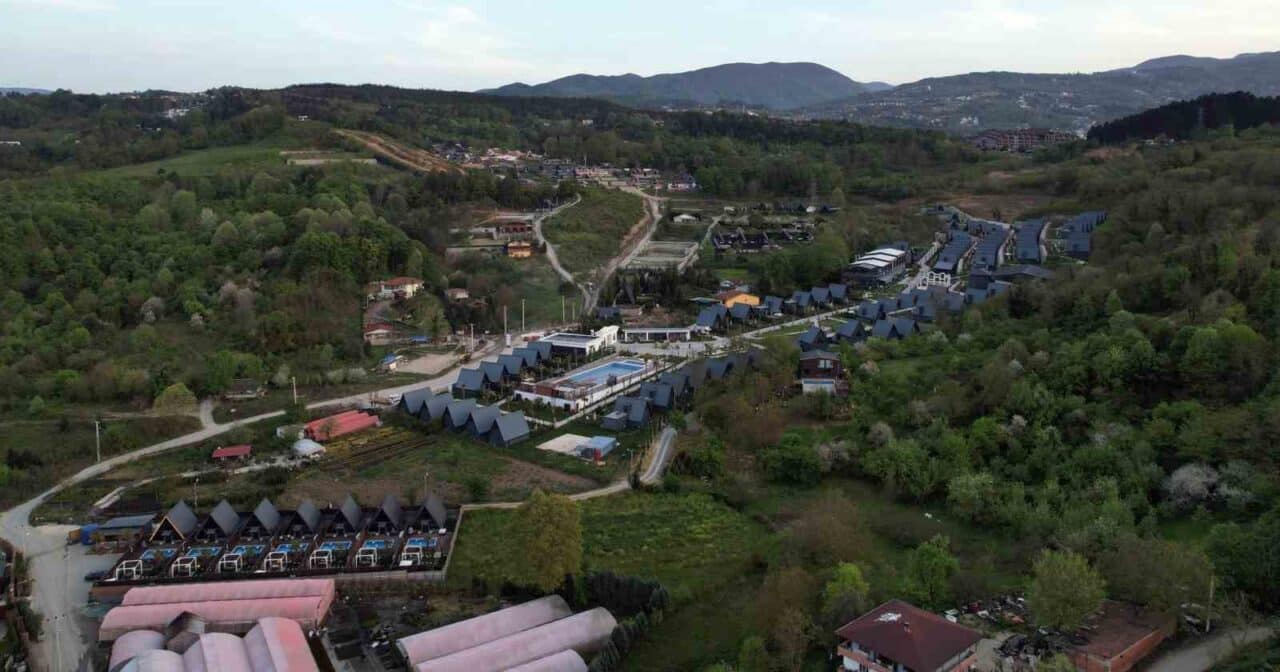 Sapanca'daki bungalovlarda yaşanan gizli kamera skandalı sonrası, Sapanca Villa ve