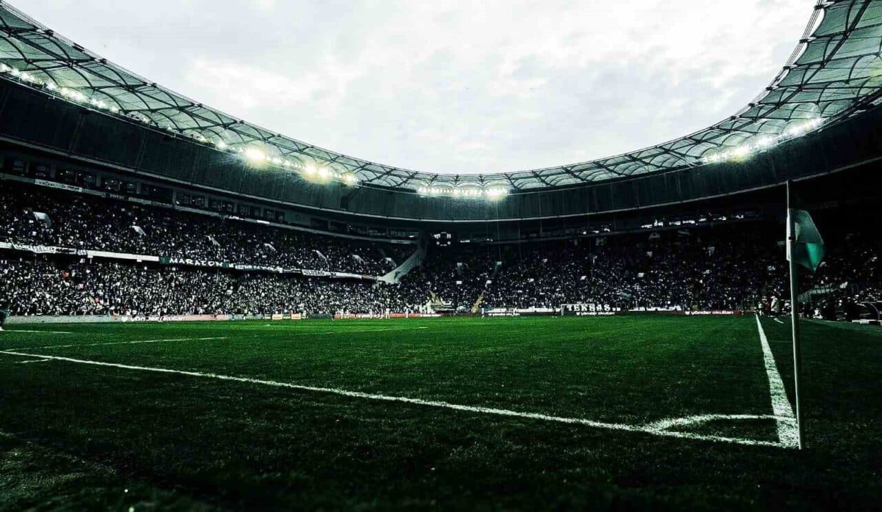 Bursaspor Kulübü’nün Proje Kurulu Başkanı Enbiya Topal, gelecek sezon için