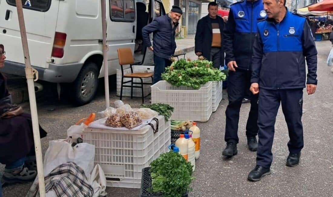 Canik Belediyesi’nden Semt Pazarlarına Sıkı Denetim Uygulaması Canik Belediyesi, semt pazarlarını denetleyerek halkın sağlığını korumaya devam ediyor.