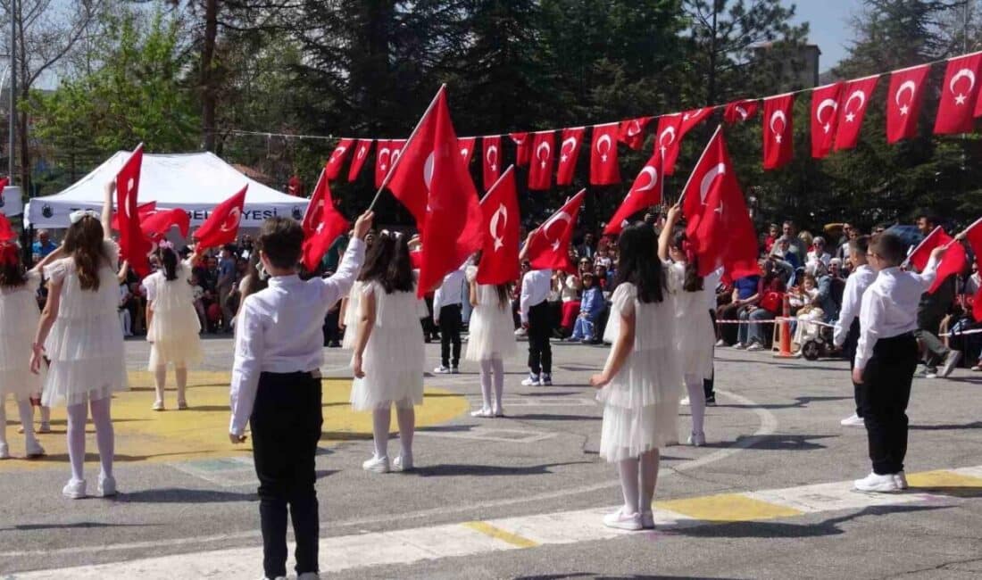 Çankırı’da 23 Nisan Ulusal Egemenlik ve Çocuk Bayramı Coşkuyla Kutlandı Çankırı'da 23 Nisan Ulusal Egemenlik ve Çocuk Bayramı, düzenlenen törenlerle