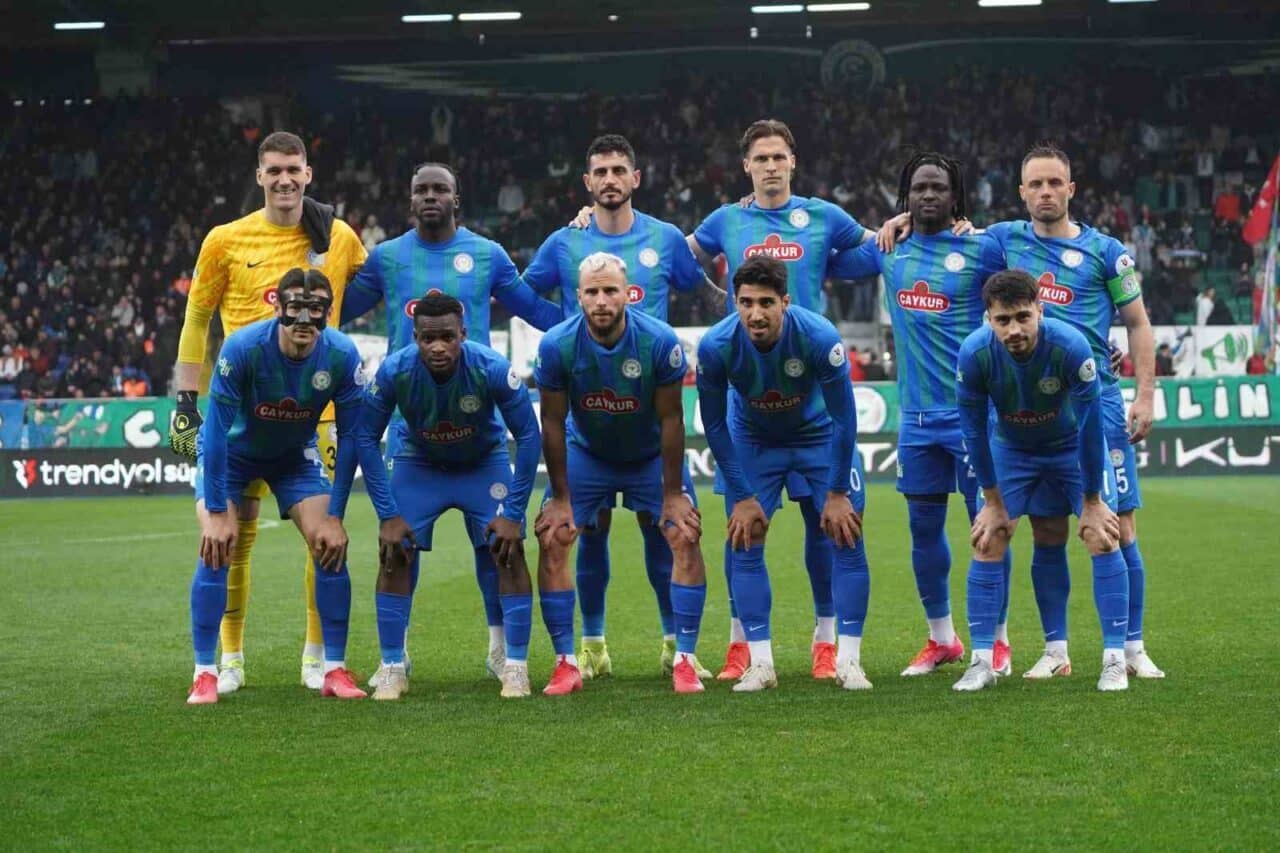Çaykur Rizespor, Trendyol Süper Lig'deki 32. haftada Eyüpspor'u 1-0 yenerek