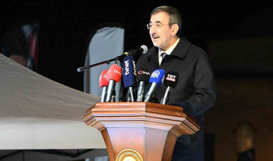 Cumhurbaşkanı Yardımcısı Cevdet Yılmaz, 26 Nisan’da Erzincan’da olacak Cumhurbaşkanı Yardımcısı Cevdet Yılmaz, 26 Nisan 2025'te Erzincan'a gelecek. Yerel