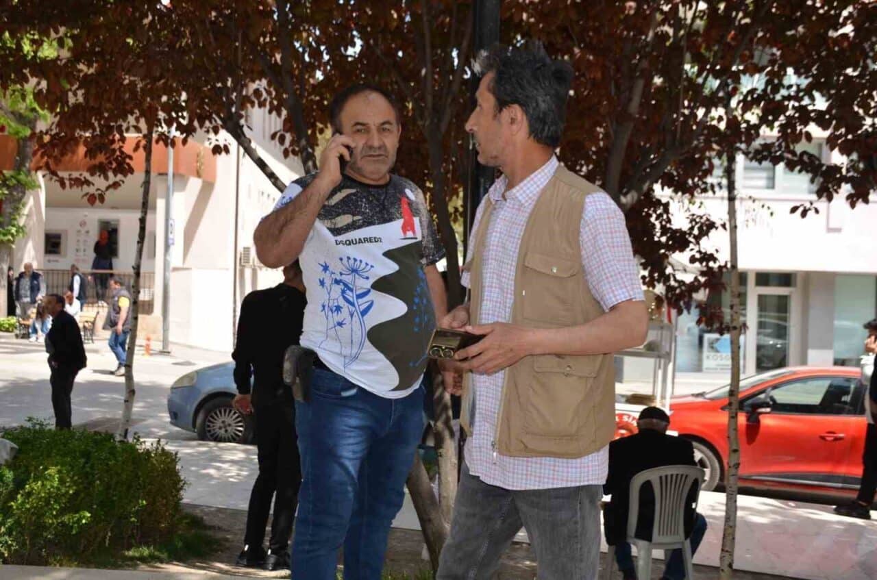 Marmara Denizi'nde meydana gelen 6,2 büyüklüğündeki deprem, İstanbul'un Silivri ilçesi