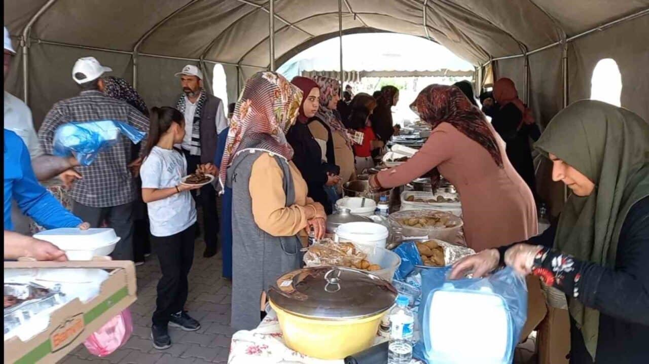 Malatya'nın Yeşilyurt ilçesinde, Gazze'deki insanlık dramına dikkat çekmek amacıyla etkinlik