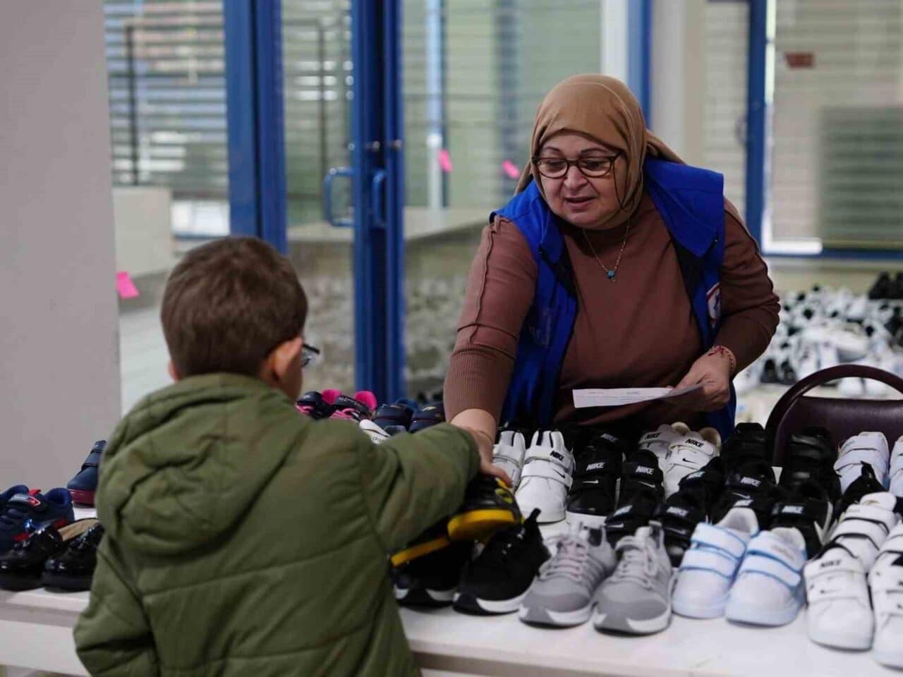 Düzce Belediyesi, 2025'in ilk çeyreğinde binlerce ihtiyaç sahibine çeşitli sosyal