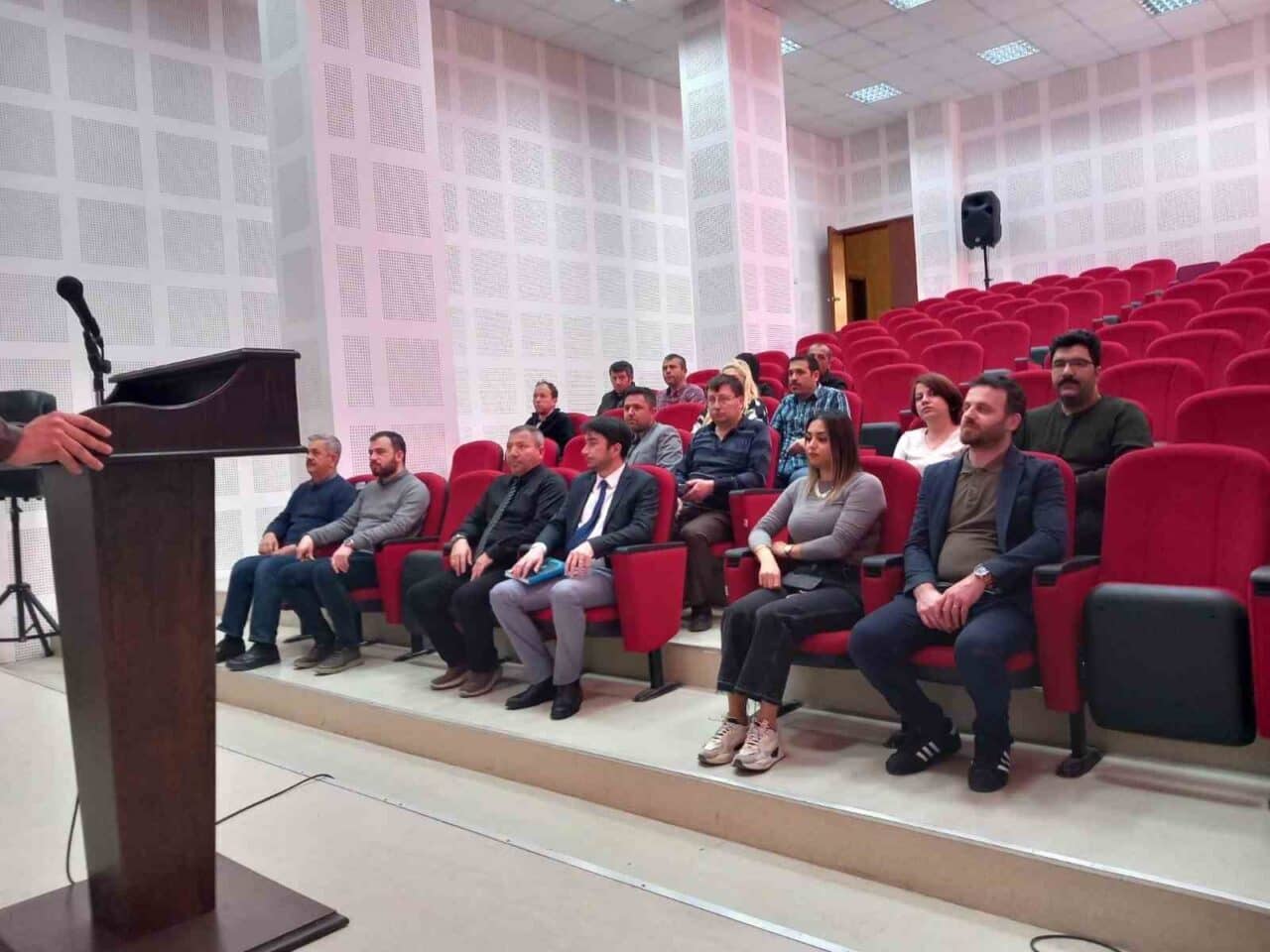 Kütahya Dumlupınar Üniversitesi'nde Emet Meslek Yüksekokulu, "I. Kalite Meslektaş Paylaşımları"
