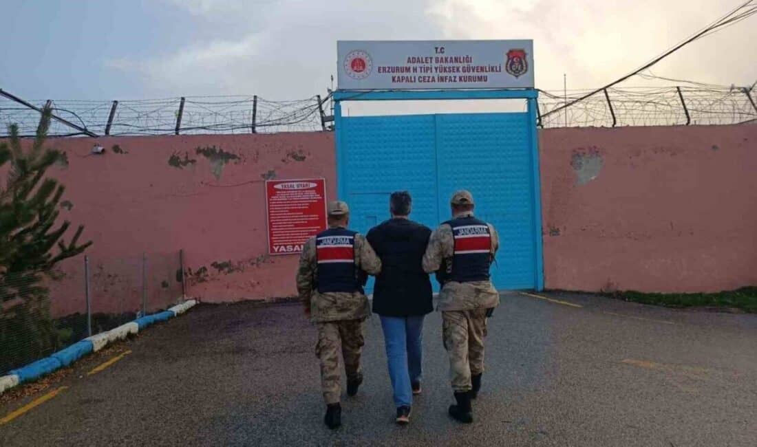 Erzurum’da FETÖ/PDY Üyesi Olan Bir Şahıs Jandarma Tarafından Yakalandı Erzurum'da jandarma, FETÖ/PDY terör örgütüne üye olmaktan 6 yıl 3