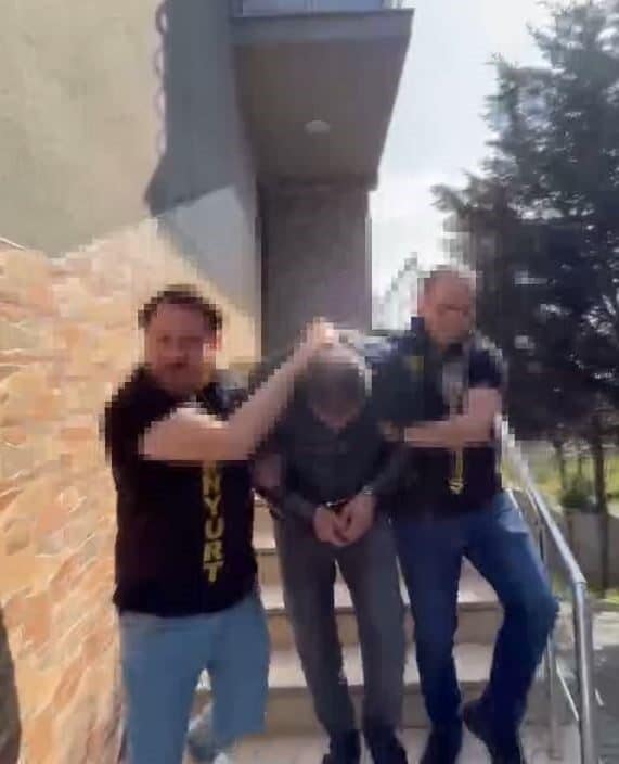 İstanbul Esenyurt'ta bir taksi şoförü, iki kadın yolcu ile yaşanan