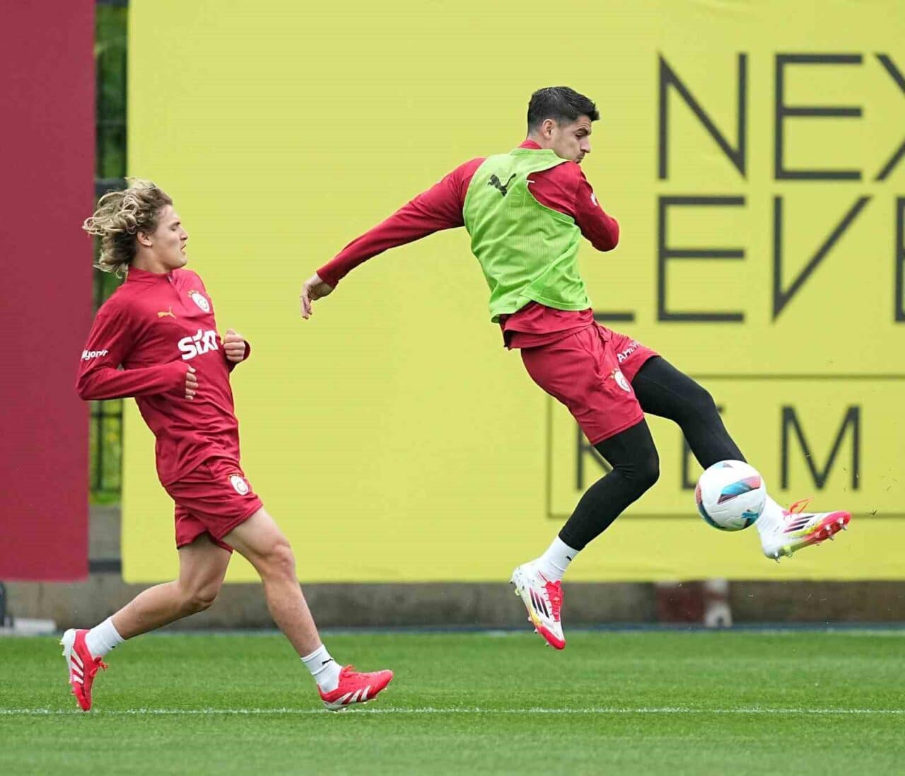 Galatasaray, Trendyol Süper Lig'deki Eyüpspor maçı öncesi antrenmanlara başladı. Teknik