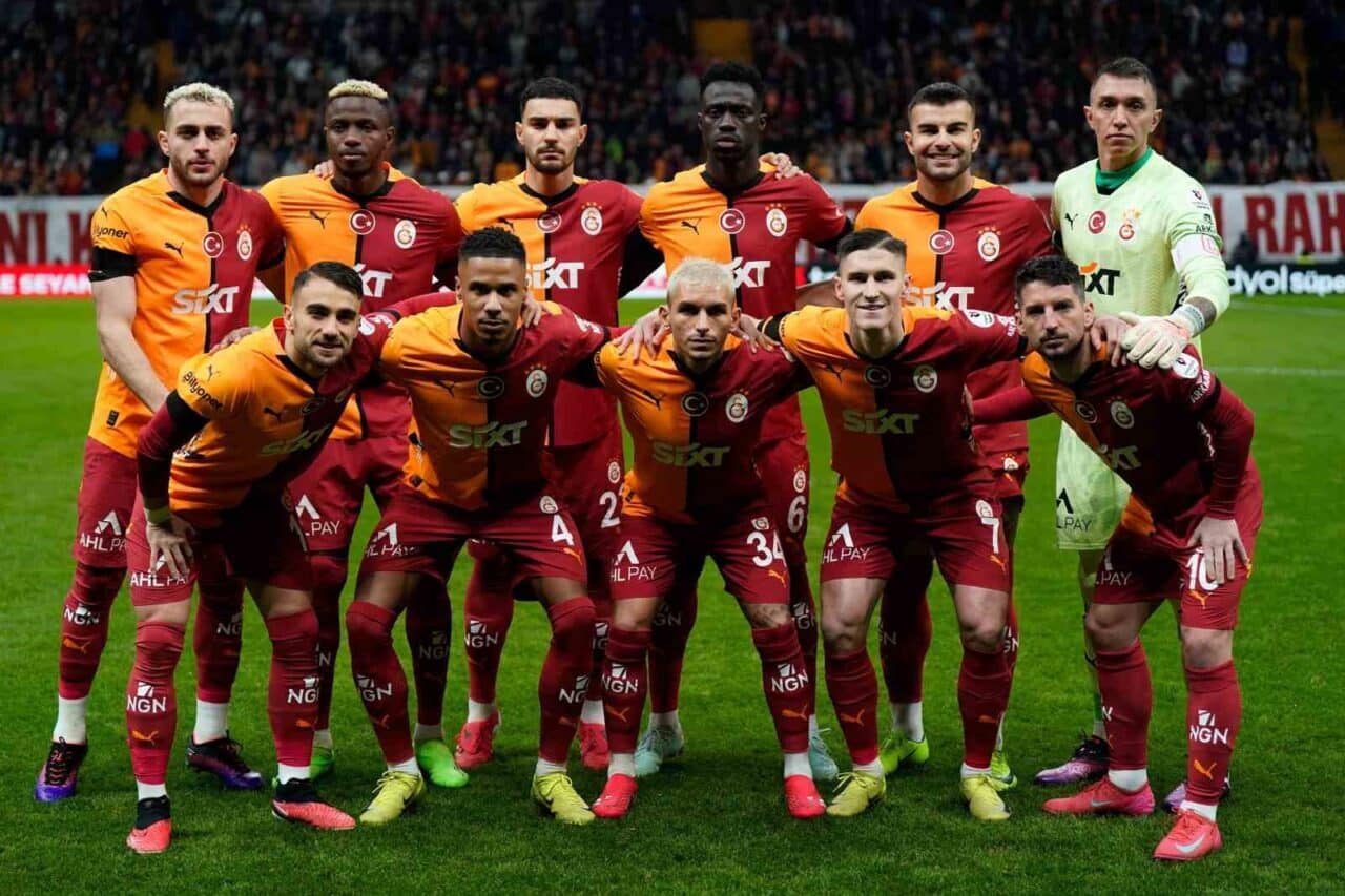 Galatasaray, Ziraat Türkiye Kupası çeyrek finalinde yarın Fenerbahçe'ye konuk olacak.