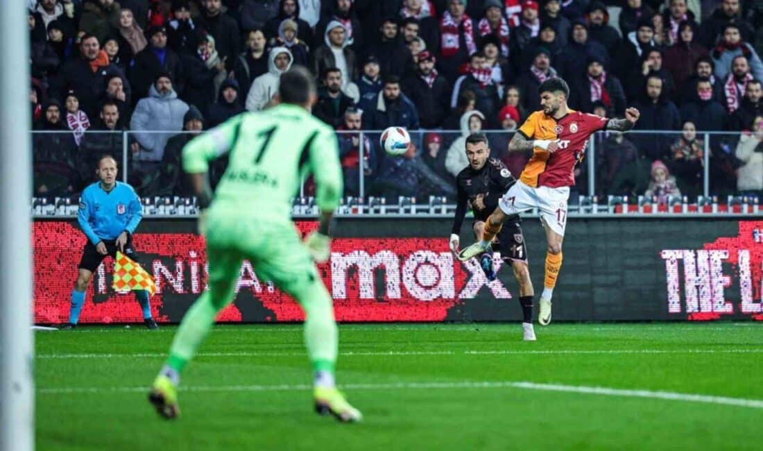 Galatasaray, Samsunspor’a karşı oynadığı maçta üst üste 10. kez gol yemedi! Galatasaray, Trendyol Süper Lig’in 31. haftasında Samsunspor'u 2-0 yenerek 74