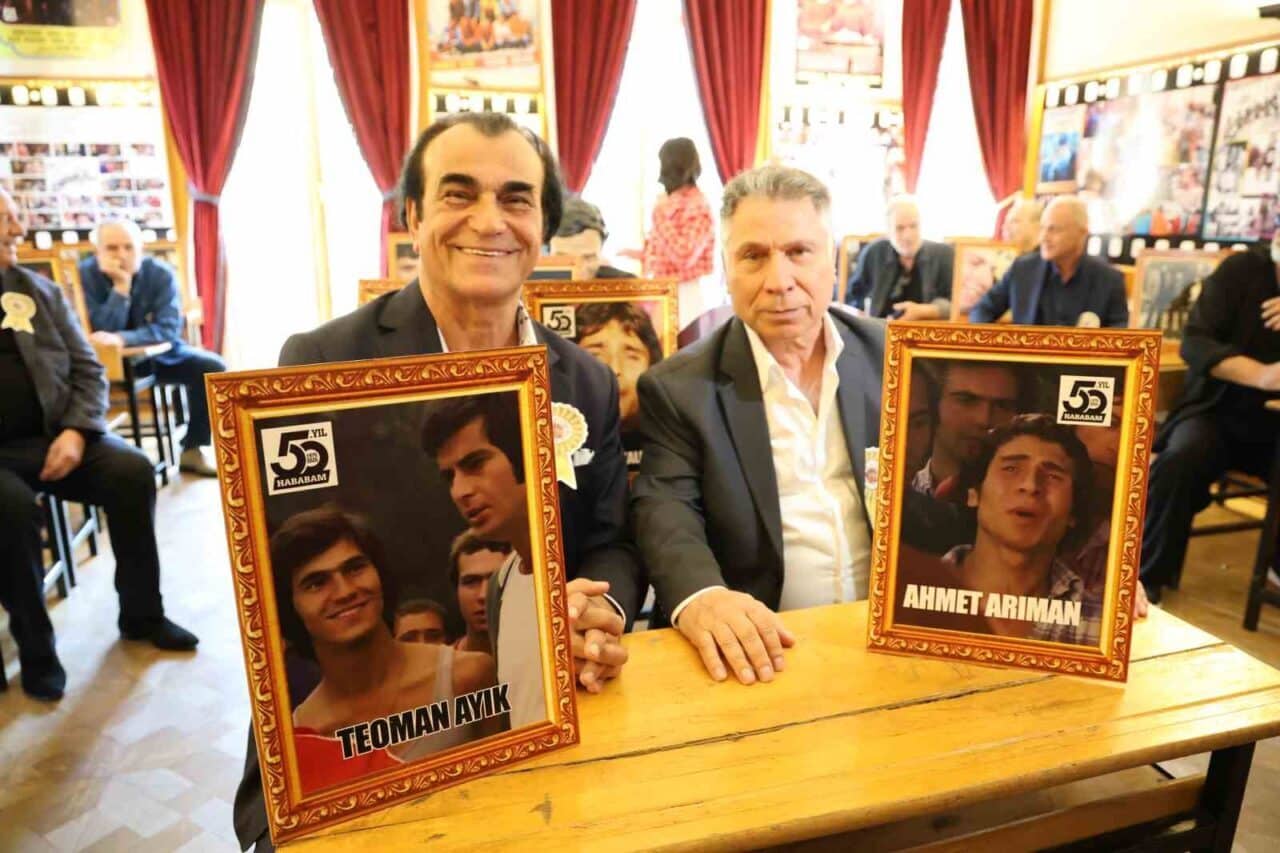 Türk sinemasının ikonik yapımı "Hababam Sınıfı", 50. yılını kutlamak üzere