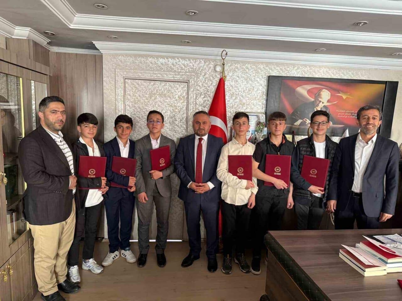 Diyanet İşleri Başkanlığı, Hakkari'deki Ahmed-i Hani Yatılı Kur'an Kursu'ndan yedi