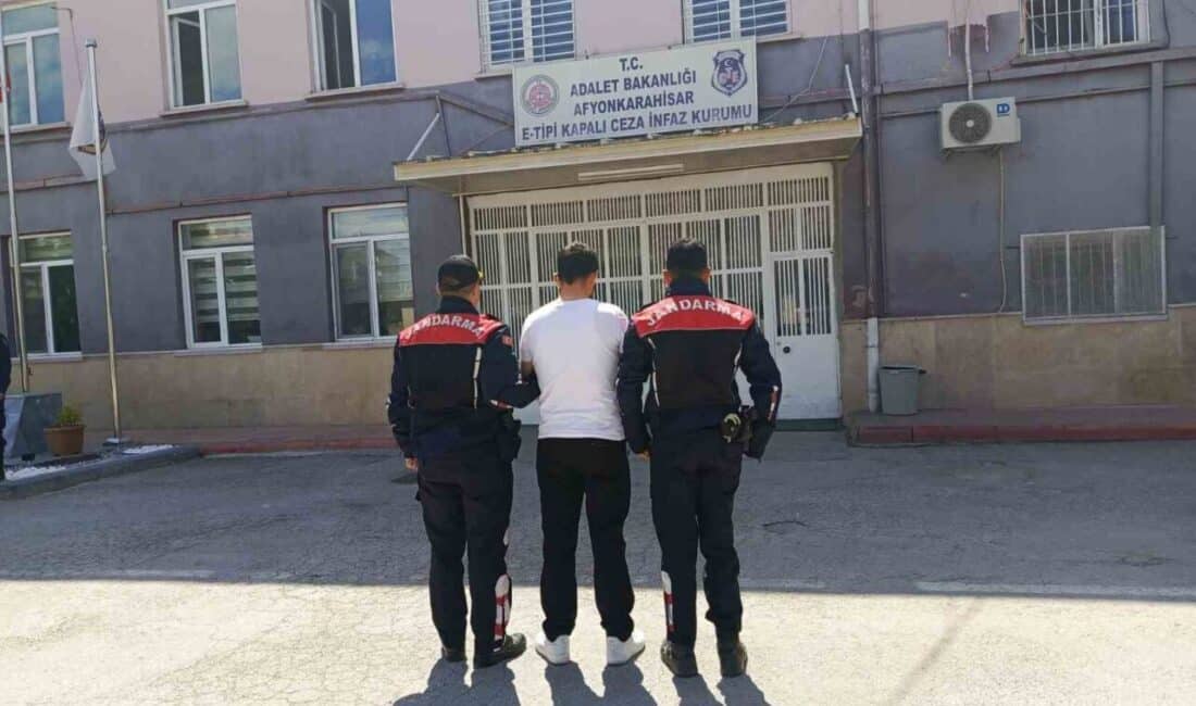 Afyonkarahisar’da Jandarma Operasyonunda 8 Yıl Cezalı K.A. Yakalandı ve Cezaevine Gönderildi Afyonkarahisar İl Jandarma Komutanlığı, 8 yıl hapis cezası bulunan K.A.'yı