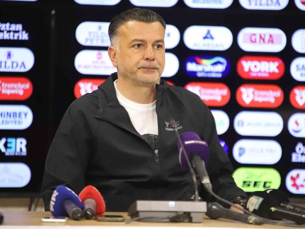 Atakaş Hatayspor, Teknik Direktör Murat Şahin'in görevden alındığına dair haberlere