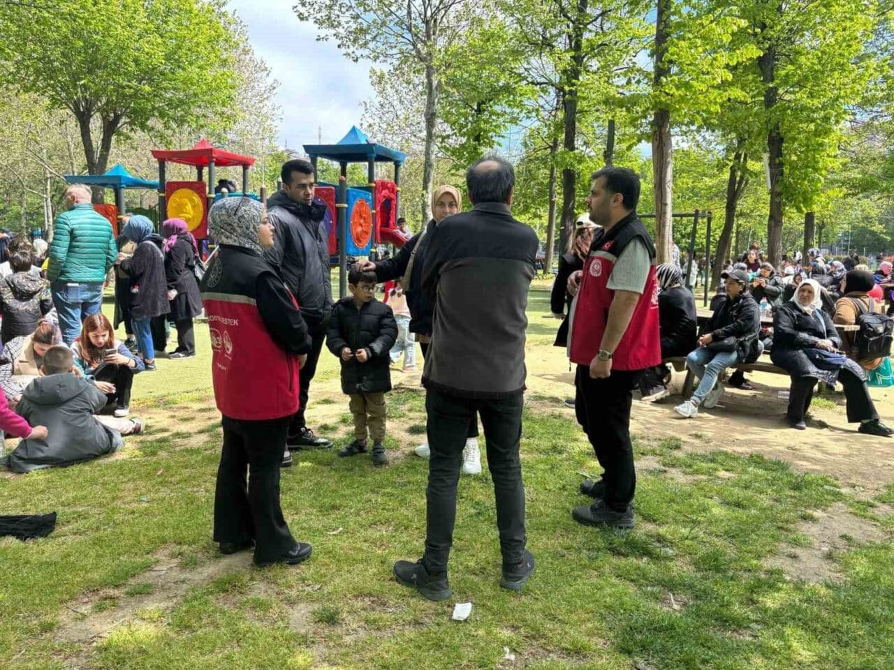 İstanbul'da gerçekleşen depremin ardından Aile ve Sosyal Hizmetler Bakanlığı, Türkiye