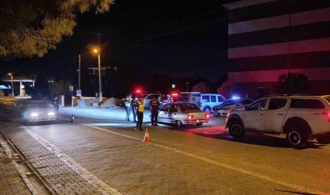 Aydın’da Jandarma Ekipleri 4 Bin 416 Kişiyi Sorguladı, 498 Aracı İnceledi Aydın'da gerçekleştirilen Bölgesel Huzur ve Güven Uygulaması kapsamında jandarma ekipleri