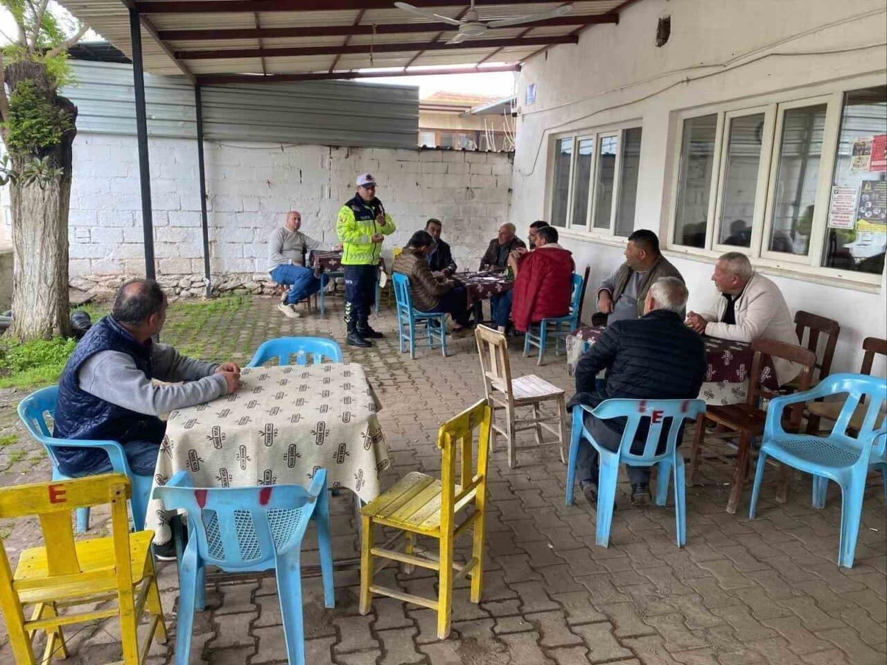Aydın İl Jandarma Komutanlığı, Köşk İlçesi'nde traktör ve motosiklet sürücülerine