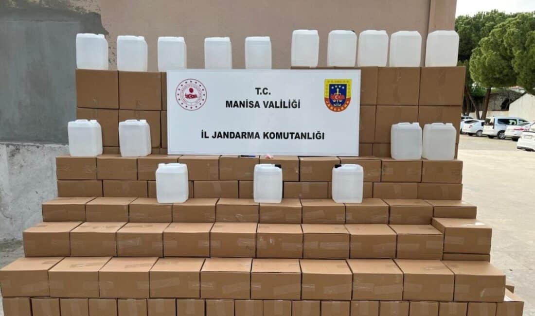 Manisa’da bir iş yerinde yapılan operasyonda büyük miktarda etil alkol ve uyuşturucu ele geçirildi Alaşehir’de H.D. (25) isimli bir şahsın iş yerinde yapılan denetimle