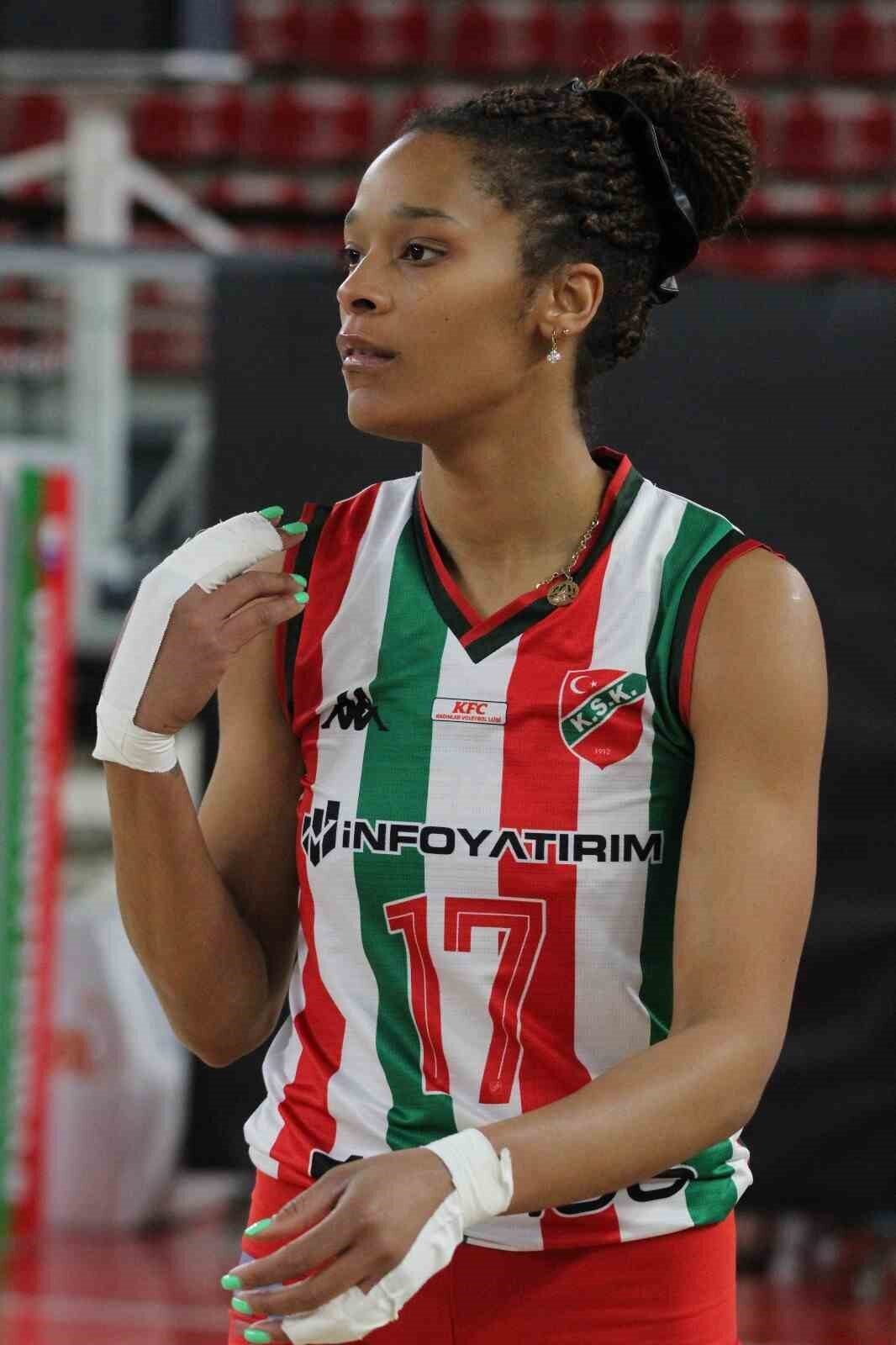 Karşıyaka Voleybol, yeni sezon hazırlıkları kapsamında orta oyuncu Liset Herrera