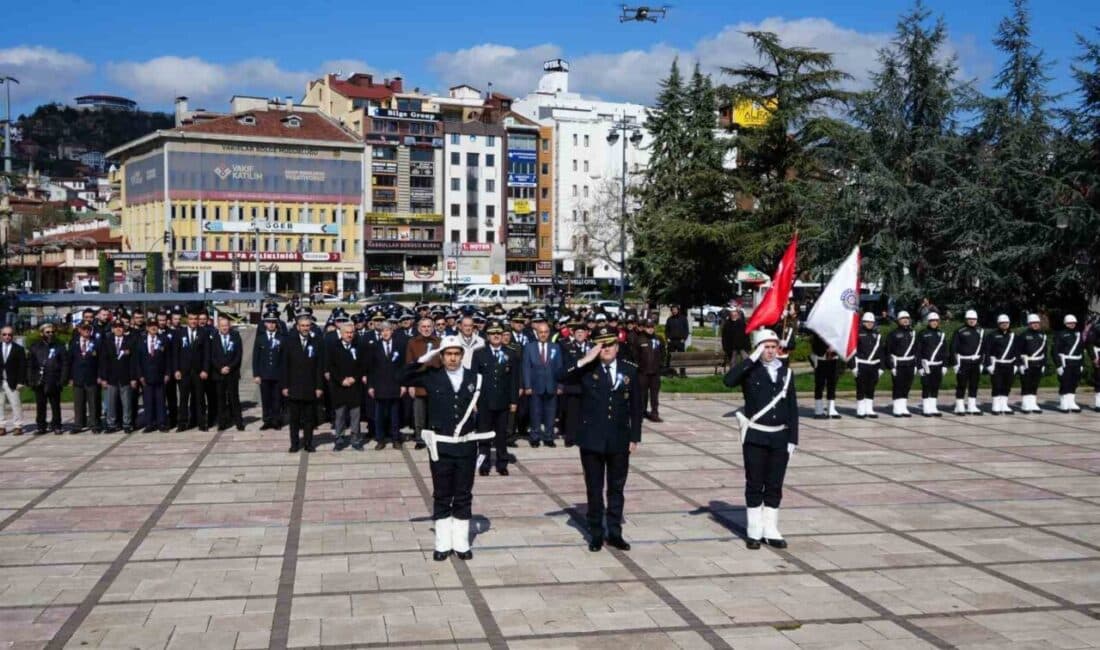 Kastamonu’da Emniyet Teşkilatı 180. Yılını Coşkuyla Kutladı Kastamonu'da Emniyet Teşkilatı'nın 180. yılı çeşitli etkinliklerle kutlandı. İçişleri Bakanı